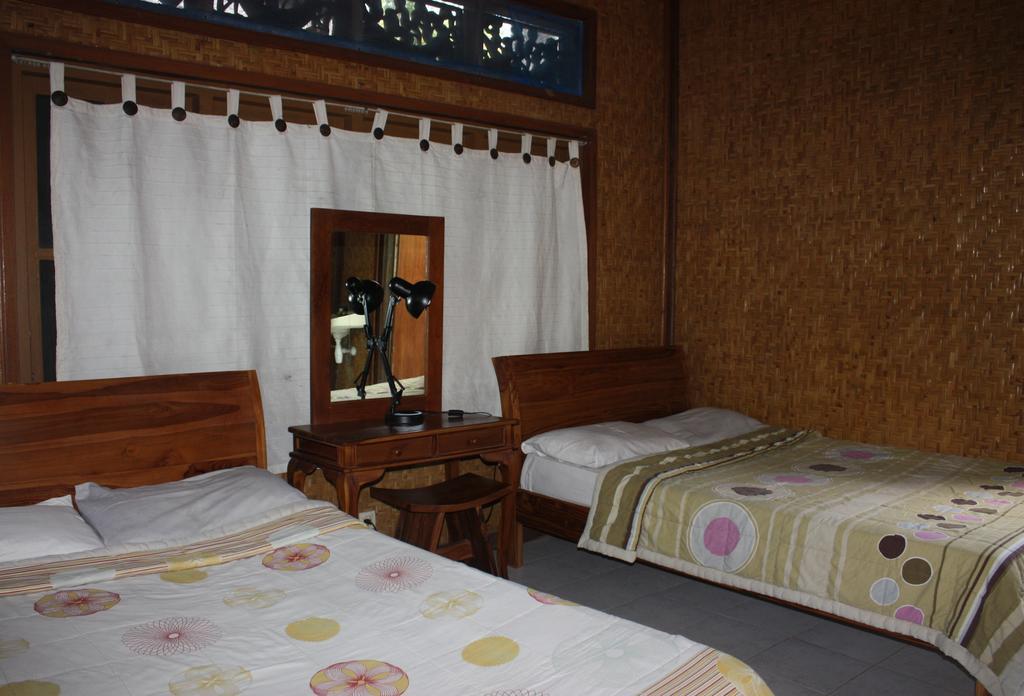 Budi Guest House Ubud Ruang foto