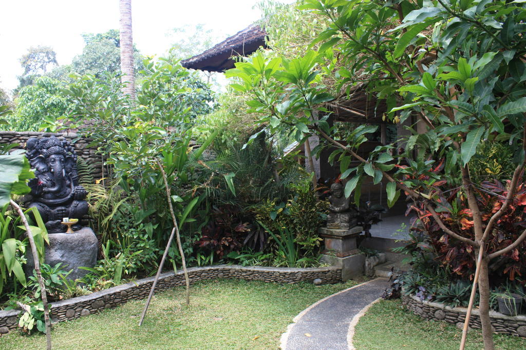 Budi Guest House Ubud Bagian luar foto
